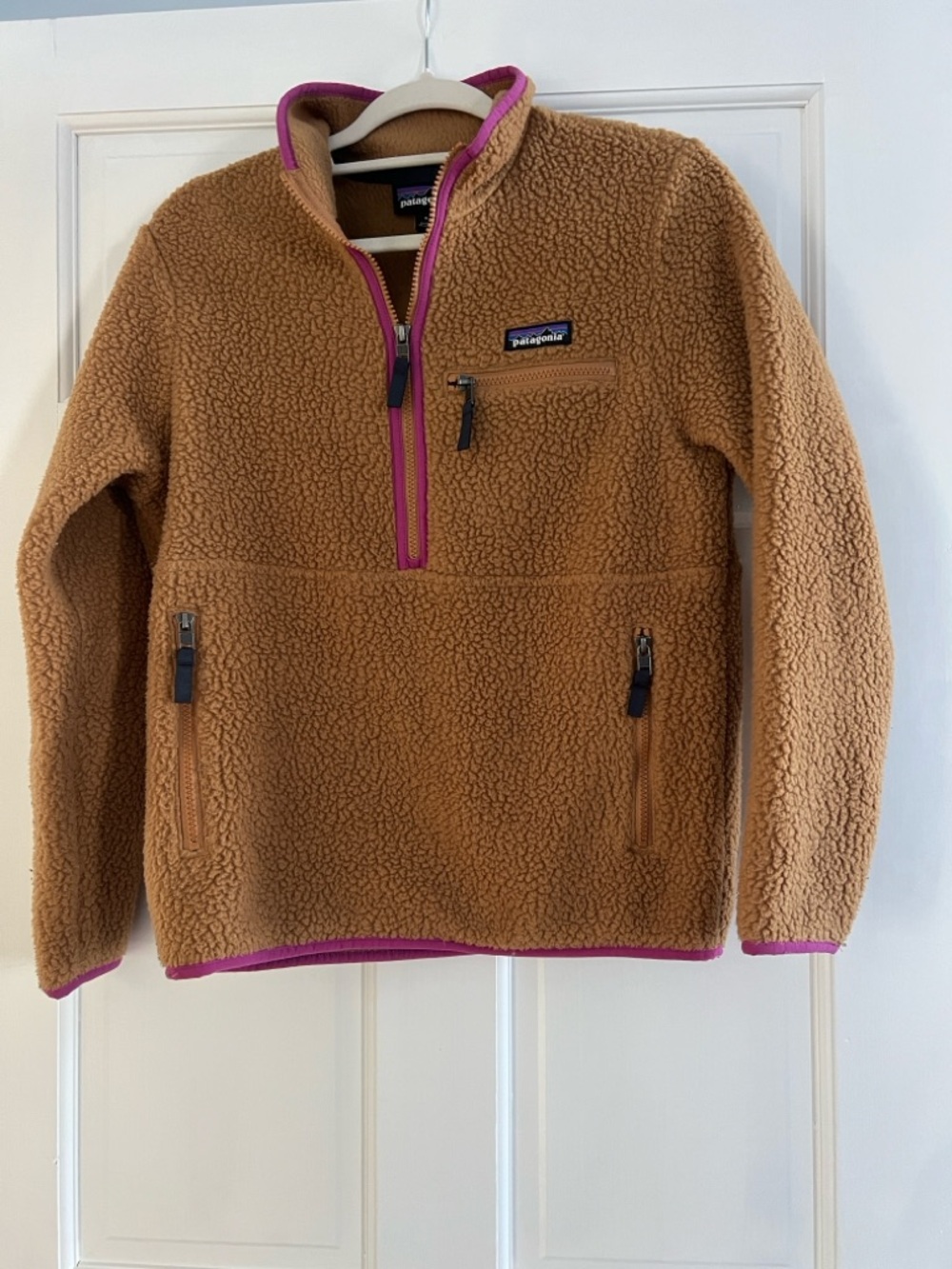 Patagonia Women’s Brown Sherpa Fleece Pullover with Pink Trim
